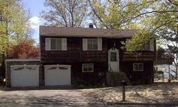 Pre-foreclosure Listing in BIRMINGHAM DR NORTHPORT, NY 11768