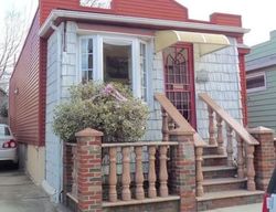 Pre-foreclosure Listing in 59TH RD MASPETH, NY 11378