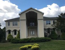 Pre-foreclosure in  OLD NECK RD Center Moriches, NY 11934