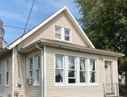 Pre-foreclosure in  LAKEVIEW AVE Rockville Centre, NY 11570