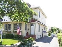 Pre-foreclosure in  HOLLYWOOD AVE Massapequa, NY 11758