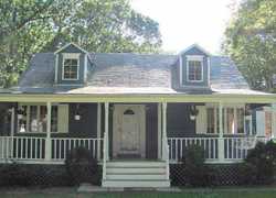  Oak Ave, Shirley NY