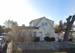 Pre-foreclosure in  GROVE ST Lindenhurst, NY 11757