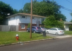  Hancock St, Brentwood NY
