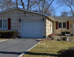 Pre-foreclosure in  JOHN DR Farmingville, NY 11738