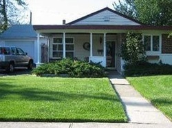 Pre-foreclosure Listing in DOGWOOD AVE EAST MEADOW, NY 11554