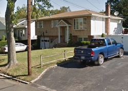  Nolting Ave, North Babylon NY