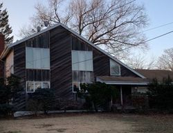 Pre-foreclosure in  ELFORD PL East Northport, NY 11731