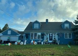Pre-foreclosure in  ADAMS AVE Lindenhurst, NY 11757