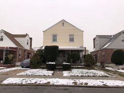 Pre-foreclosure in  225TH ST Cambria Heights, NY 11411