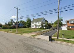 Pre-foreclosure in  CLOCKS BLVD Massapequa, NY 11758