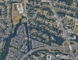 Pre-foreclosure in  LAFAYETTE AVE Amityville, NY 11701