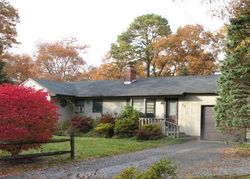 Pre-foreclosure Listing in BELLOWS TERRACE RD HAMPTON BAYS, NY 11946