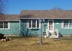 Pre-foreclosure in  NOBLE ST Blue Point, NY 11715