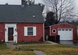 Pre-foreclosure Listing in DALE LN LEVITTOWN, NY 11756