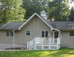 Pre-foreclosure in  IVY LN Stormville, NY 12582