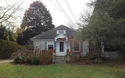 Pre-foreclosure Listing in MOSES LN SOUTHAMPTON, NY 11968