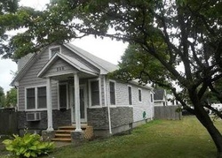 Pre-foreclosure in  N WELLWOOD AVE Lindenhurst, NY 11757
