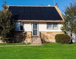  Falcon St, East Meadow NY