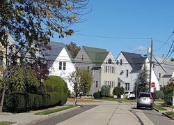 Pre-foreclosure in  FREMONT RD Valley Stream, NY 11581
