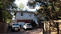 Pre-foreclosure in  WEST AVE Hicksville, NY 11801