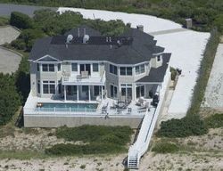 Pre-foreclosure Listing in DUNES RD HAMPTON BAYS, NY 11946