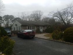 Pre-foreclosure in  SMITHTOWN AVE Bohemia, NY 11716