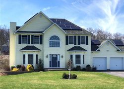 Pre-foreclosure in  TWEDDLE FARM LN Montgomery, NY 12549