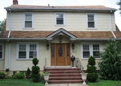 Pre-foreclosure in  150TH PL Flushing, NY 11354