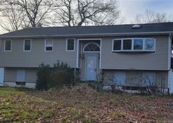 Winters Dr N, Mastic NY
