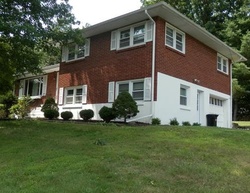 Pre-foreclosure Listing in SUSAN DR NEW CITY, NY 10956