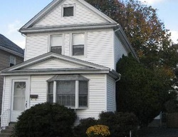 Pre-foreclosure in  ELIZABETH ST Floral Park, NY 11001