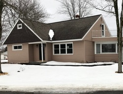 Pre-foreclosure in  HAVEN LN Cohoes, NY 12047