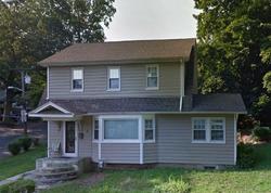 Pre-foreclosure Listing in CROW LN GLEN COVE, NY 11542