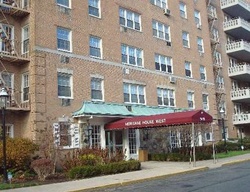 Pre-foreclosure Listing in 153RD AVE APT 5K HOWARD BEACH, NY 11414