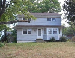 Pre-foreclosure Listing in WAGON LN CENTEREACH, NY 11720