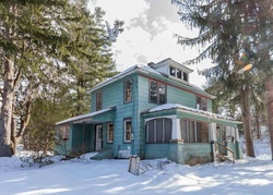 Pre-foreclosure Listing in HARRAN LN SARATOGA SPRINGS, NY 12866