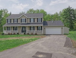 Pre-foreclosure Listing in SPRUCEWOOD CT WATERFORD, NY 12188