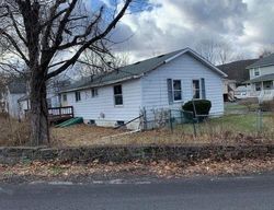 Pre-foreclosure Listing in MEADOW ST HIGHLAND, NY 12528