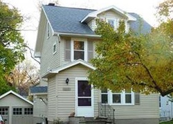 Pre-foreclosure in  ORCHARD DR Rochester, NY 14618