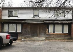 Pre-foreclosure in  AUGUST LN Old Westbury, NY 11568