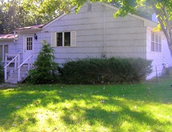 Pre-foreclosure in  DARTMOUTH RD Sag Harbor, NY 11963