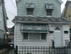 Pre-foreclosure in  IRWIN PL Jamaica, NY 11434