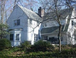 Pre-foreclosure Listing in PINE RD SYOSSET, NY 11791