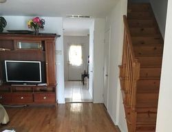 Pre-foreclosure in  WINEGAR LN Staten Island, NY 10310