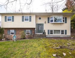 Pre-foreclosure in  BELLEVILLE DR Valley Cottage, NY 10989