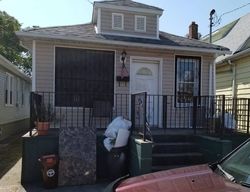 Pre-foreclosure Listing in ELIZABETH AVE ARVERNE, NY 11692