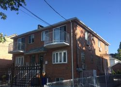 Pre-foreclosure in  UNION ST Flushing, NY 11355