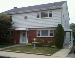 Pre-foreclosure in  MURRAY AVE Yonkers, NY 10704