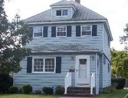 Pre-foreclosure in  S 1ST ST Lindenhurst, NY 11757